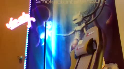 Snapshot of smokebluntafterblunt chatting on February 24, 2026, 2:09 am smoke online show from February 24, 2026, 2:09 am