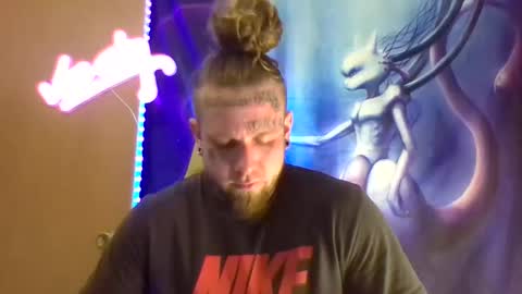 Snapshot of smokebluntafterblunt chatting on March 1, 2026, 11:18 pm smoke online show from March 1, 2026, 11:18 pm