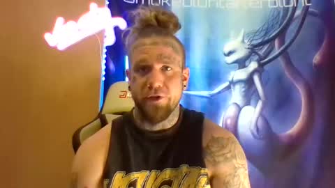 Snapshot of smokebluntafterblunt chatting on March 3, 2026, 2:01 pm smoke online show from March 3, 2026, 2:01 pm