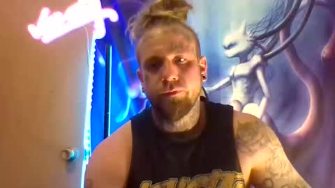 Snapshot of smokebluntafterblunt chatting on March 5, 2026, 12:50 am smoke online show from March 5, 2026, 12:50 am