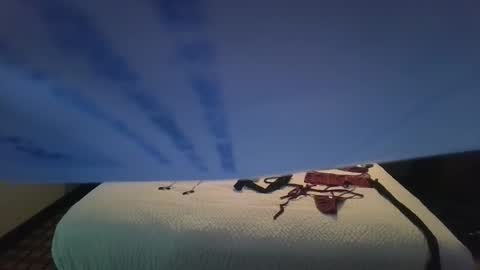 Snapshot of smokeingbitch420 chatting on October 26, 2025, 8:42 am love bug online show from October 26, 2025, 8:42 am