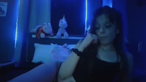 Snapshot of smokeingbitch420 chatting on November 8, 2025, 9:09 am love bug online show from November 8, 2025, 9:09 am