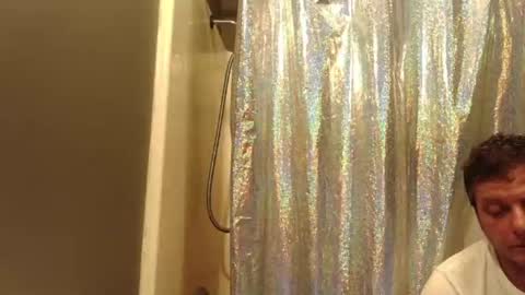 love bug online show from February 21, 2026, 12:50 pm