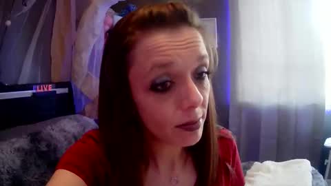 Snapshot of smokeingbitch420 chatting on March 12, 2026, 4:35 pm love bug online show from March 12, 2026, 4:35 pm