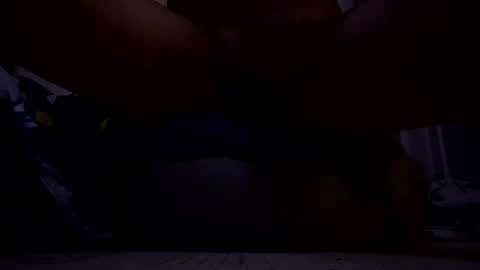 smokelove17 online show from March 1, 2026, 8:16 am