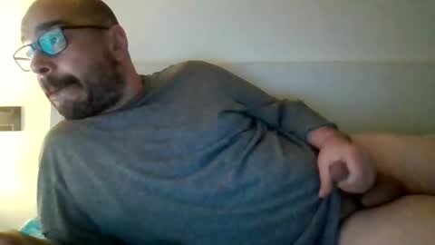 Snapshot of smoker985 chatting on January 11, 2025, 8:22 am smoker985 online show from January 11, 2025, 8:22 am