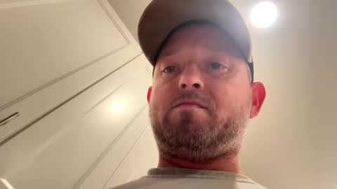 smokeymt420 online show from October 9, 2025, 2:42 am