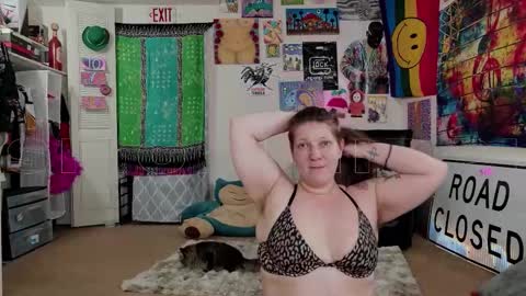 Snapshot of smokihippi chatting on November 1, 2025, 1:29 am Big Dawg online show from November 1, 2025, 1:29 am