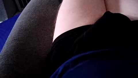 Snapshot of smokynight chatting on September 25, 2025, 12:47 am smokynight online show from September 25, 2025, 12:47 am