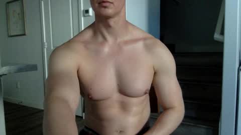 Snapshot of smoothflexiblemuscle chatting on January 5, 2025, 5:41 pm SmoothFlexibleMuscle online show from January 5, 2025, 5:41 pm