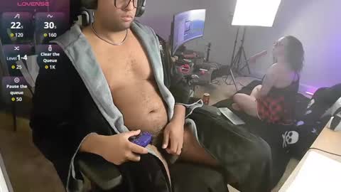 Smoothj2011 online show from October 6, 2025, 7:17 am