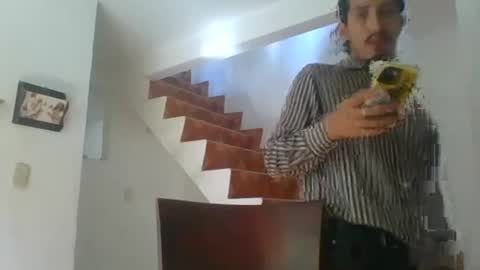 Snapshot of snackontime19 chatting on February 7, 2025, 7:38 pm snackontime19 online show from February 7, 2025, 7:38 pm