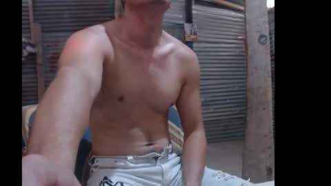 snakeguy08 online show from May 6, 2026, 2:55 pm