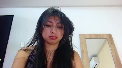 Hellen  online show from December 13, 2024, 10:41 am