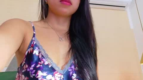 Hellen  online show from February 26, 2025, 10:04 am