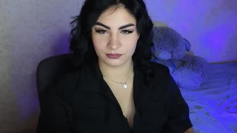 Olivia online show from October 8, 2025, 2:36 pm