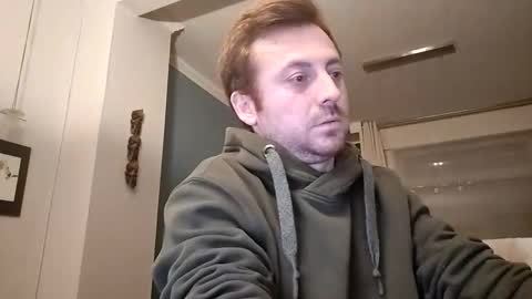 snoecks1 online show from March 28, 2026, 2:55 am