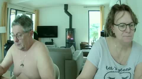 Snoeske and Woodwurm online show from January 11, 2025, 2:25 pm