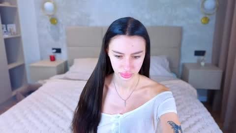 Snapshot of snow_whiteeex chatting on June 4, 2026, 5:57 am snow_whiteeex online show from June 4, 2026, 5:57 am