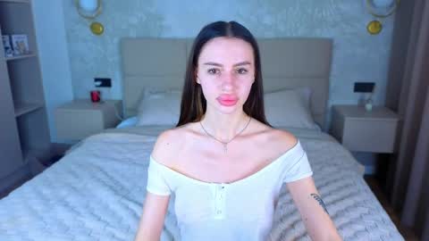 Snapshot of snow_whiteeex chatting on June 10, 2026, 4:23 am snow_whiteeex online show from June 10, 2026, 4:23 am