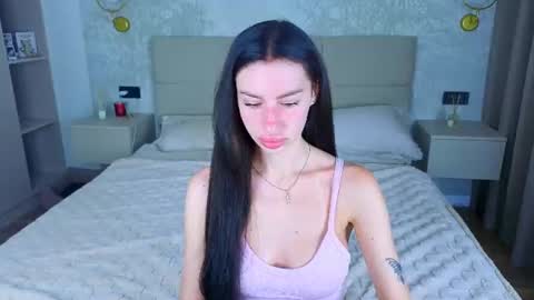 Snapshot of snow_whiteeex chatting on June 18, 2026, 4:13 am snow_whiteeex online show from June 18, 2026, 4:13 am