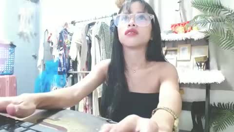 snowballkyut online show from March 15, 2026, 4:35 pm