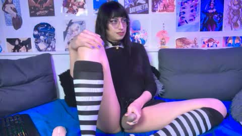 Snapshot of snowblack_ chatting on October 5, 2025, 4:49 pm Snow and Bubble online show from October 5, 2025, 4:49 pm