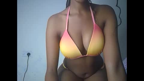 snowfox254 online show from October 5, 2025, 8:40 pm