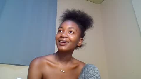 Snowie eyes online show from November 10, 2025, 1:32 pm