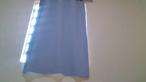 Snowie eyes online show from November 16, 2025, 12:55 pm