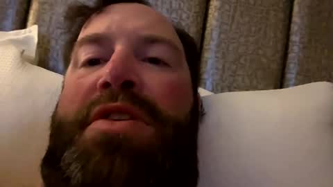 snowman1008 online show from October 17, 2025, 5:32 am