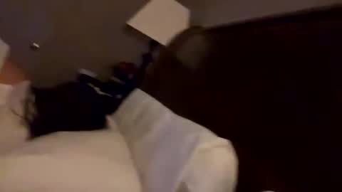 snowman1008 online show from November 28, 2025, 2:47 am