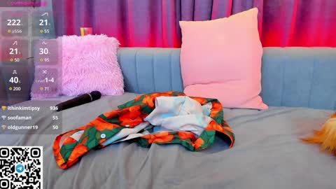 Molly online show from January 6, 2025, 7:20 am