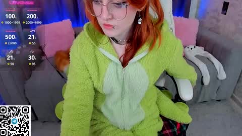 Molly online show from February 17, 2025, 4:53 am