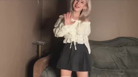 Snapshot of snowy_alice chatting on October 10, 2025, 12:48 pm snowy_alice online show from October 10, 2025, 12:48 pm