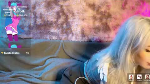 snowy_alice online show from March 9, 2026, 4:00 pm