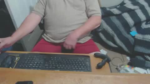 Snapshot of snwplwdrvr chatting on March 12, 2026, 12:50 am snwplwdrvr online show from March 12, 2026, 12:50 am