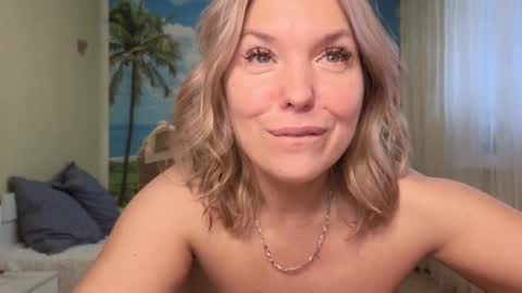 Masha online show from December 16, 2024, 7:37 am