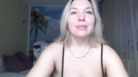 Masha online show from December 30, 2024, 4:31 am