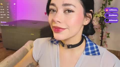 Snapshot of soffimoon_ chatting on October 11, 2025, 2:44 am IG Soffimoon   I THANK YOU FOR LEAVING YOUR FOLLOW online show from October 11, 2025, 2:44 am