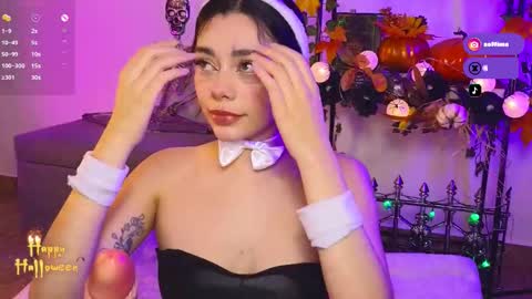 Snapshot of soffimoon_ chatting on October 15, 2025, 4:34 am IG Soffimoon   I THANK YOU FOR LEAVING YOUR FOLLOW online show from October 15, 2025, 4:34 am