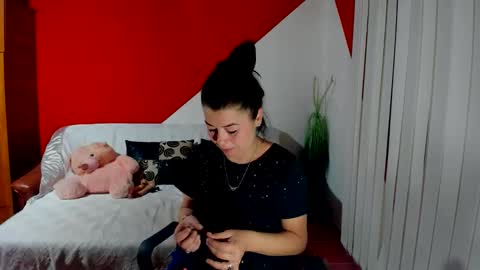 Snapshot of soffy_skye chatting on September 29, 2025, 4:17 am Soffy online show from September 29, 2025, 4:17 am