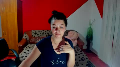 Snapshot of soffy_skye chatting on October 8, 2025, 3:59 am Soffy online show from October 8, 2025, 3:59 am