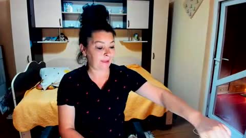 Soffy online show from June 17, 2026, 5:10 am