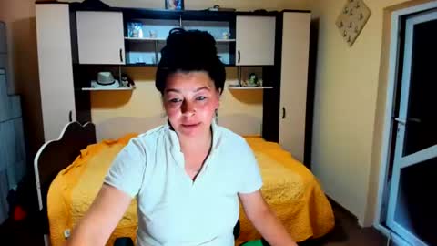 Soffy online show from June 23, 2026, 4:54 am