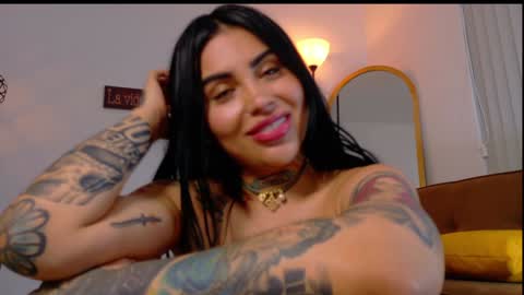 sofhia cruz online show from December 11, 2024, 11:54 pm