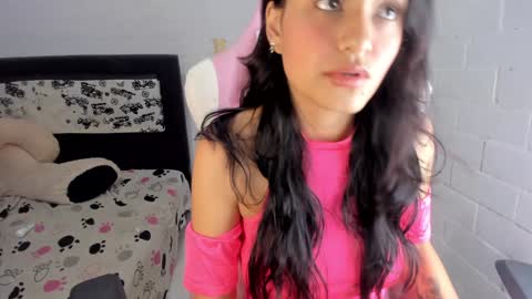 sofia online show from December 19, 2024, 4:24 pm