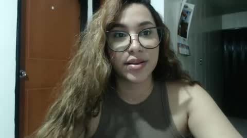 Snapshot of sofi4__ chatting on September 21, 2025, 6:26 am sofi online show from September 21, 2025, 6:26 am