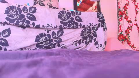 Snapshot of sofi_decker chatting on December 10, 2024, 3:09 am Sofia online show from December 10, 2024, 3:09 am