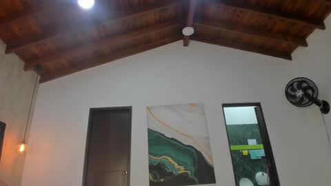 Sofi online show from September 19, 2025, 11:22 am